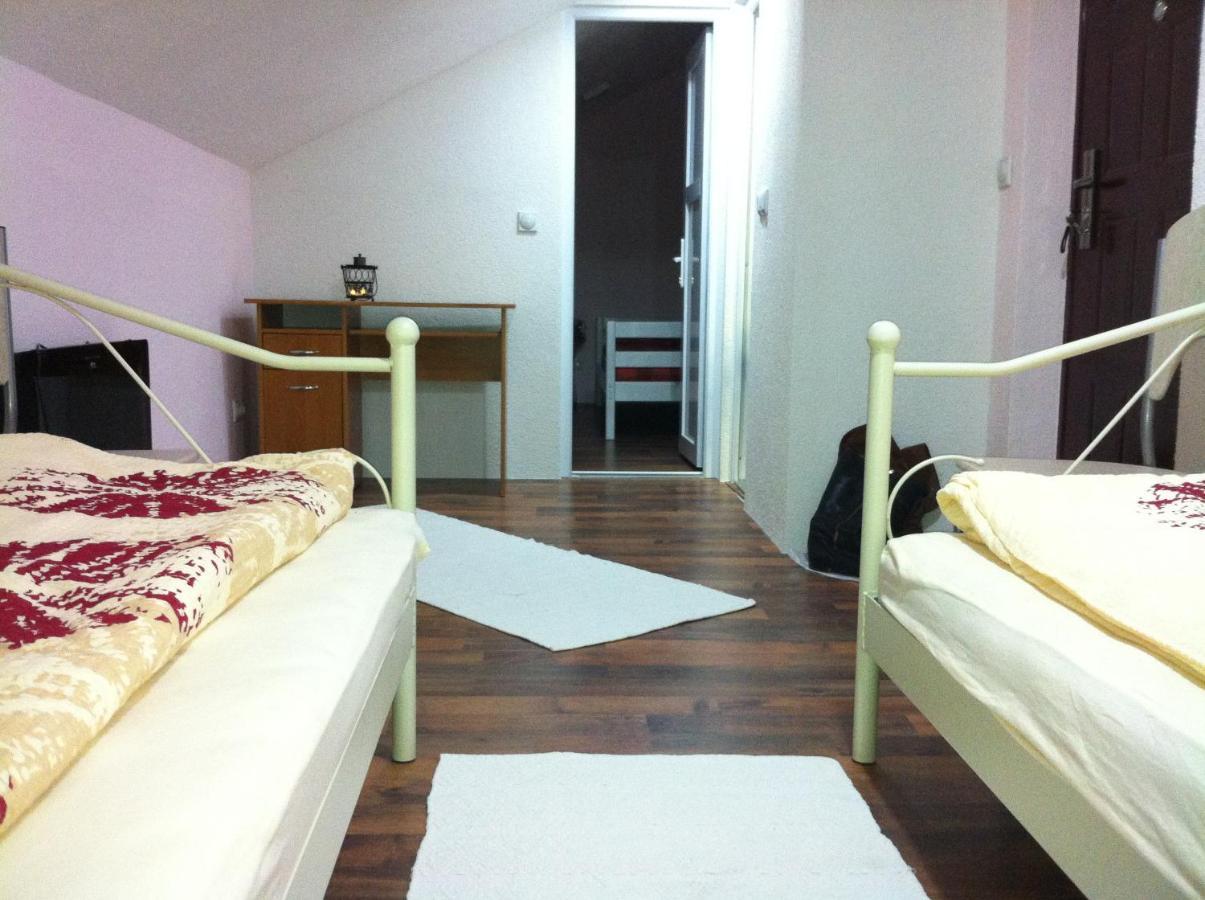 Pansion Zeyno Hotel Сараево Стая снимка